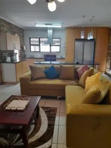 Chappel Hide Out - Germiston