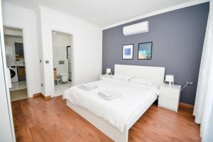 300m to Beach 2 Bedroom Upstairs Flat with Pool A2 - Yeni Dünya Bodrum