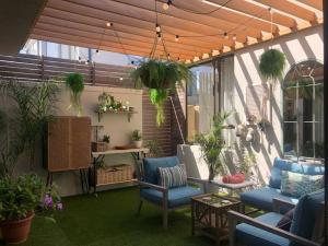 Lakeside home in security estate with solar power