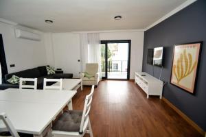 300m to Beach 2 Bedroom Upstairs Flat with Pool B2 - Yeni Dünya Bodrum