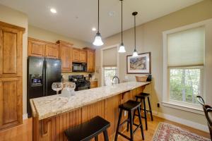 Condo with Pool and Beach Access in Bear Lake Reserve!