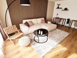 STAYTONA Klima Balkon 2-Arbeitsplätze nahe FFM - Langenselbold