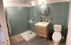 Appartements Charmant studio climatise a 200m de la plage : photos des chambres