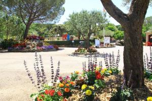 Mobile home 5-pers Camping Leï Suves-Côtes dAzur-including airco