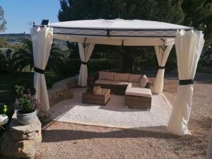 B&B / Chambres d'hotes Hotes'Antic Provence : photos des chambres