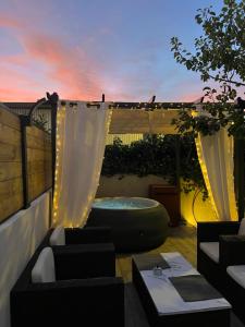 Appartements Superbe appartement avec jardin et parking prive : photos des chambres