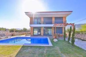 Villa Ilyada - Private Villa for 8 Guests - Kas - Dereköy