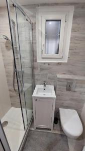 Studio lumineux avec parking proche Monaco, Nice, plage et gare