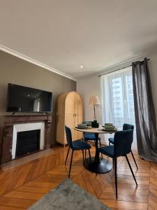 Le Charmant - Parking Gratuit, Wifi, RER C Choisy-le-Roi