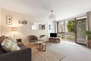 Spacious Suburban Comfort Perfect for Families - Ascot Vale