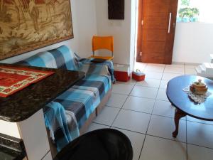 Sol e Mar 850mts do mar Ingleses Satinho