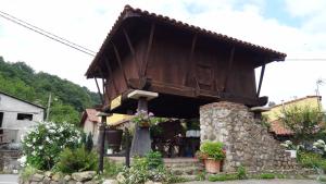 Hotel Intriago I & II