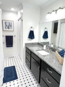 Modern 1BR apt in the heart of downtown Wilmington