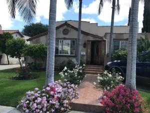 Lovely 3 Bedroom House Beverly Hills - 比弗利山庄