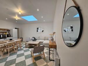 MAISON PLAIN PIED HYPER CENTRE ET 300M DE PLAGE