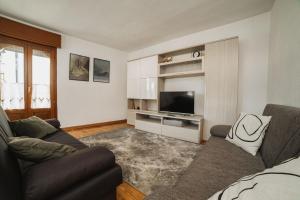 Maison Escaliers by Hili