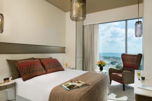 Club Double Room with Sea View room in Hotel Rothschild 22