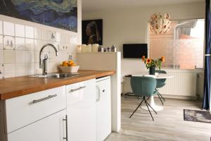 The New Lake Boathouse