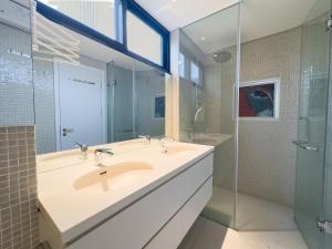 Sun Apartment 901