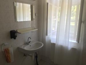 Akácliget Gyógy-és Strandfürdő