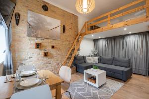 Wanderlust Hideaway Apartment