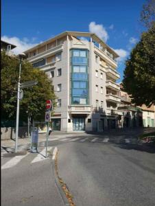 Appartement T2 imm. La Villa d'Este - 3hvězdičkové hotely ve městě Digne-Les-Bains