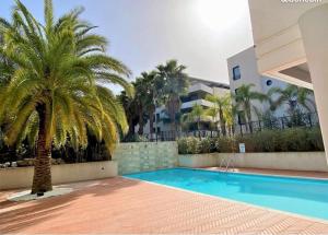 Appartement , piscine, terrasse, proche croisette