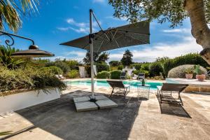 Trulli Restano by Perle di Puglia