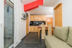 Apartment in Crikvenica with sea view, balcony, air conditioning, WiFi 3492-9