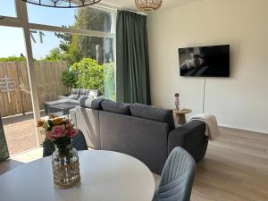 Amsterdam Beach Apartment 17, incl Parking + Garden