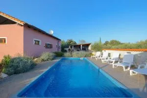 House Kaja - 利兹扬 House Kaja - 利兹扬