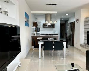 Salina Maisonette - Pool access