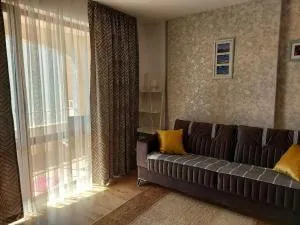 Прекрасные апартаменты с видом на море в центре - Yunets