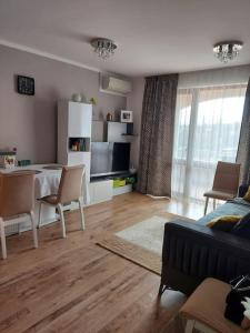 Прекрасные апартаменты с видом на море в центре