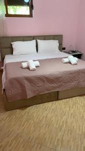 Dogra Apartment In City Centre