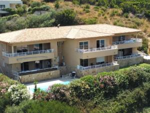 Appartements Grand appartement T4, piscine, vue exceptionnelle a 50 m de la plage : photos des chambres