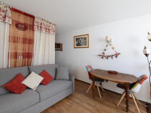 Studio tout confort avec cabine - Accès direct aux pistes - FR-1-181-2578