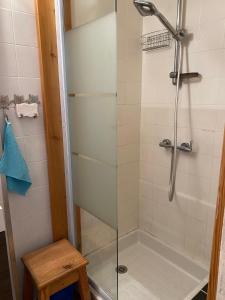 Appartements Appartement spacieux et confortable, 11 personnes, 4 chambres, 1 garage - ROCHE02 : photos des chambres