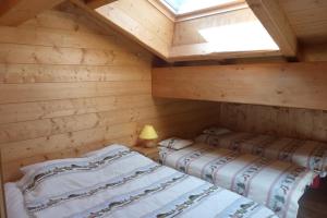 Chalet ambiance montagne, 10 personnes, 4 chambres - CH15