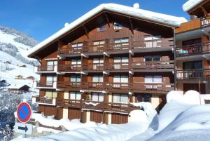 Appartements Appartement centre village, 4 personnes, 2 chambres - OPI19 : photos des chambres