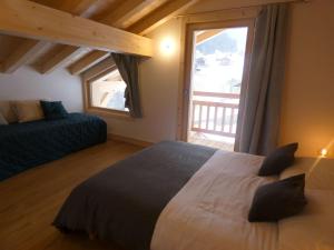 Chalet cosy près des pistes, 12 personnes, 4 chambres - CH41
