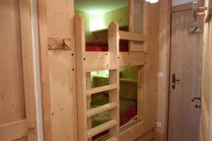 Appartements Appartement cosy, 5 personnes, 1 chambre, 1 coin montagne - ECRINI06 : photos des chambres