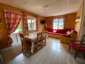 Chalet proche des commerces, 6 personnes, 2 chambres - CH16 - 博福特