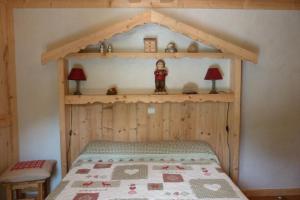 Chalet rénové, 9 personnes, 3 chambres, 1 mezzanine - CH09