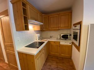 Appartements Appartement chaleureux, 4 personnes, 1 chambre, 1 coin montagne - MONTA11 : photos des chambres