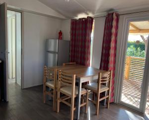 Campings Mobilhome La Carabasse Vias Plage : photos des chambres