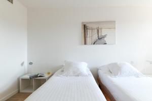Hotels Hotel Le Pavillon Bleu : photos des chambres