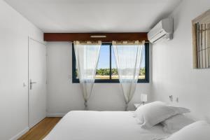 Hotels Hotel Le Pavillon Bleu : photos des chambres