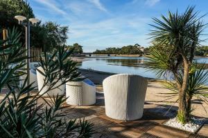 Hotels Hotel Le Pavillon Bleu : photos des chambres