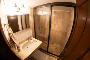 HABITACIONES EN EXCELENTE UBICACIÓN PARA 8 PERSONAS